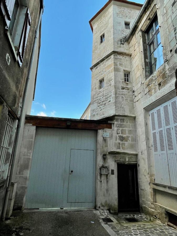 Le Show Room Auxerre Exterior photo